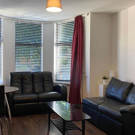Welly Self-Catering Apartamento Belfast Exterior foto